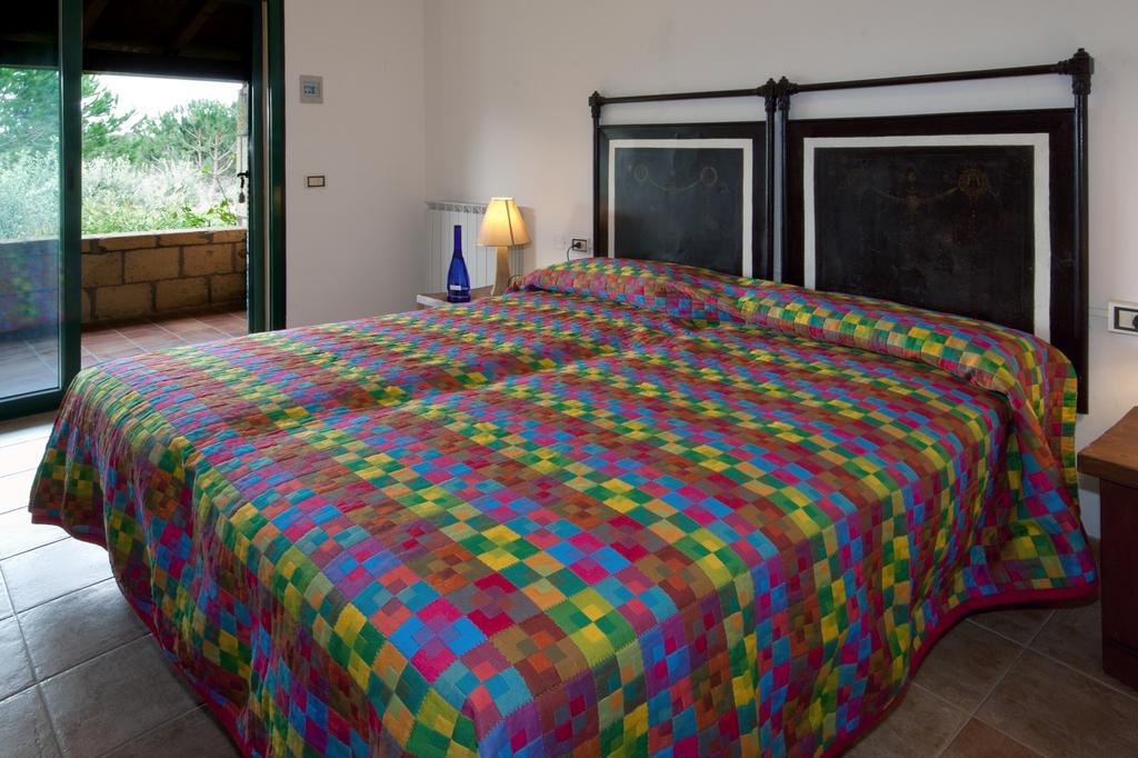 Il Borgo Centro Vacanze กวาร์ดิสตัลโล ภายนอก รูปภาพ
