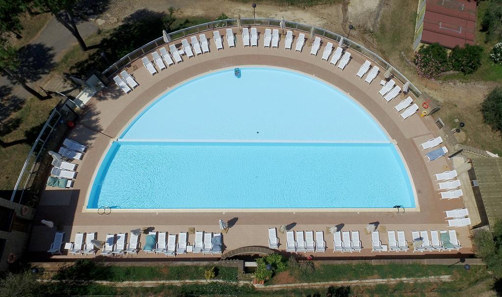 Il Borgo Centro Vacanze กวาร์ดิสตัลโล ภายนอก รูปภาพ