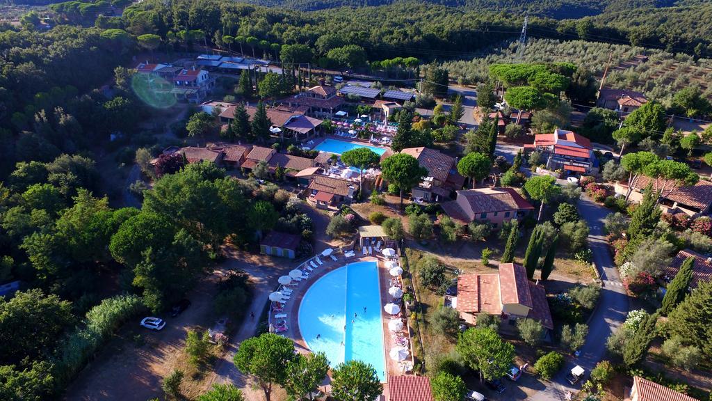 Il Borgo Centro Vacanze กวาร์ดิสตัลโล ภายนอก รูปภาพ